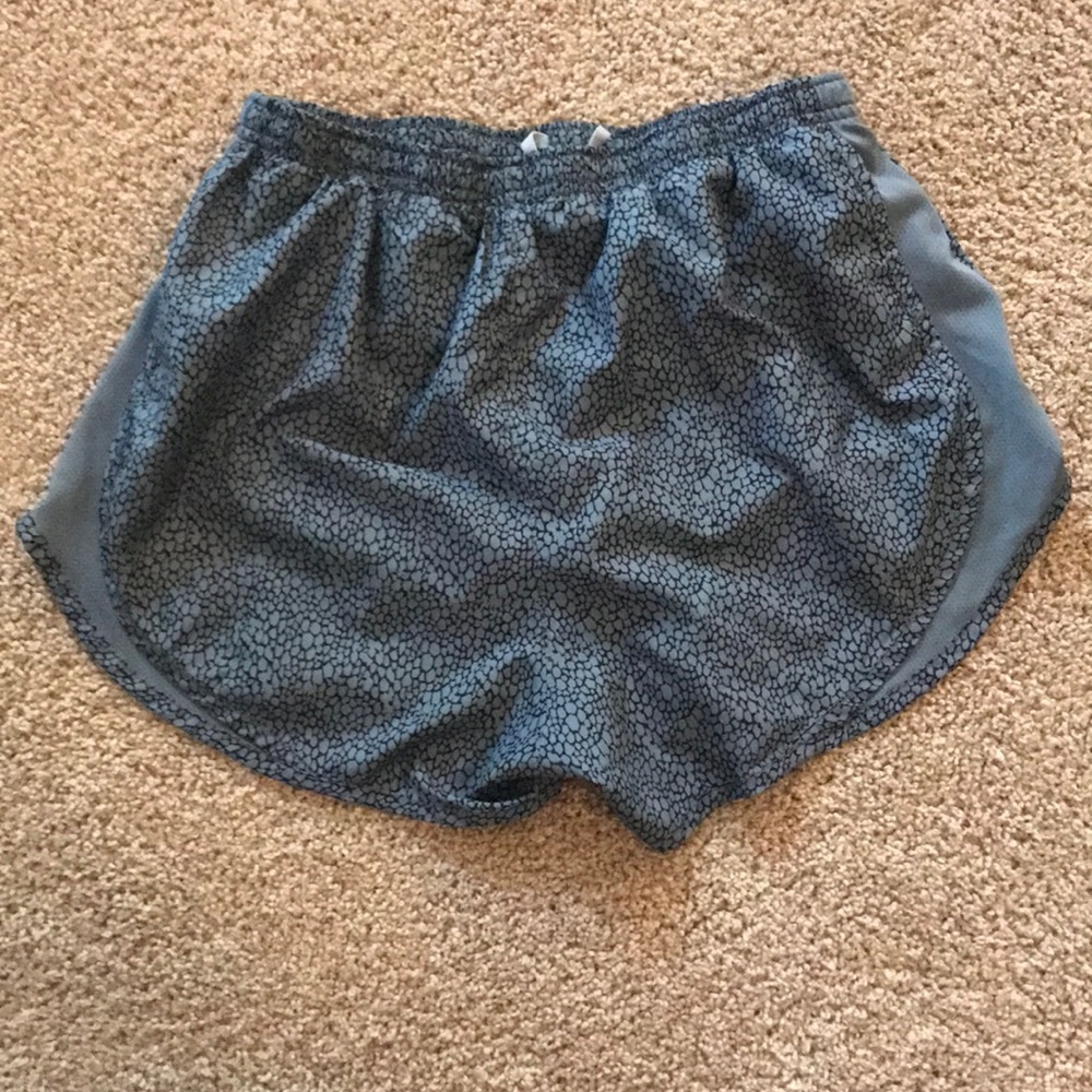 Nike Dri-fit Shorts - Picture 2 of 4